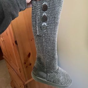 UGG Classic Cardy II Knit Boot Size 8